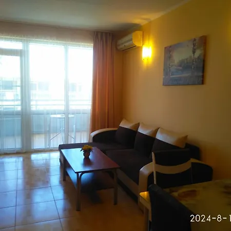 Apartment In Plaza