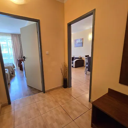 Apartment In Plaza