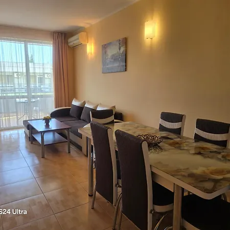 In Plaza Apartment Sunny Beach