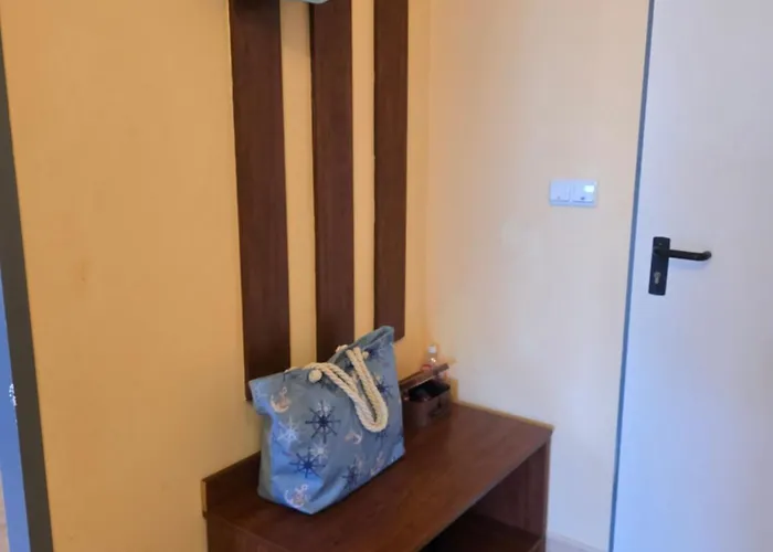 Apartment In Plaza *